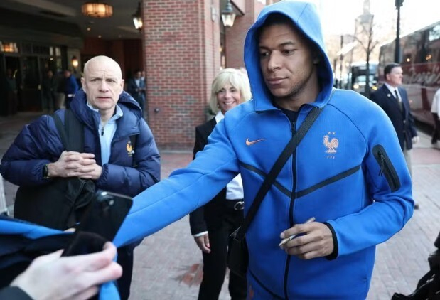 姆巴佩盛赞内马尔世界杯影响力，力挺巴西双星