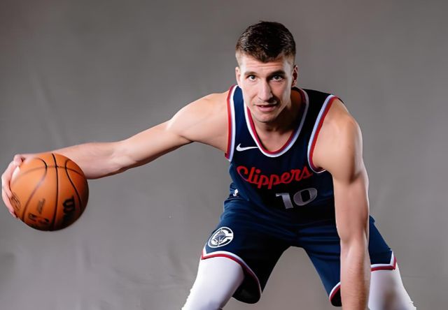 快船附加赛惨败勇士 阵容重组引热议