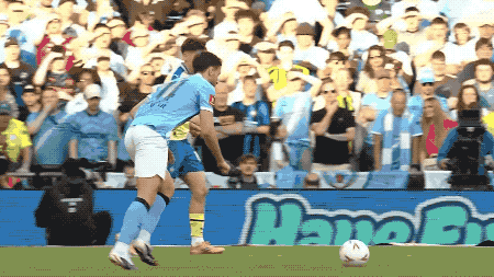 曼城逆转南安普顿晋级足总杯决赛